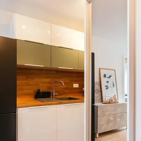 Apartment Znjanbasic Split